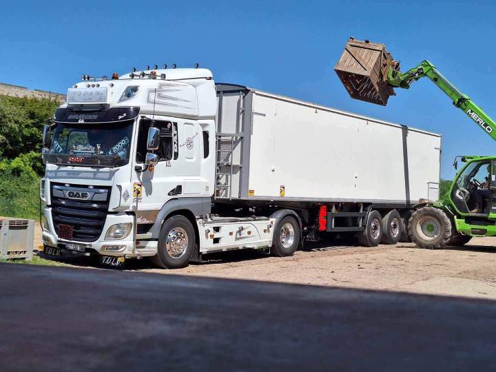 Camion de transport de marchandise Seine-Maritime